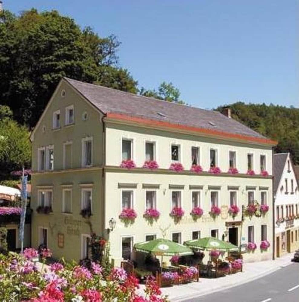 Goldener Hirsch image