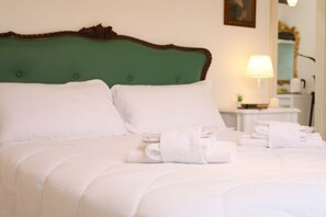 Apartment, 2 Schlafzimmer | 2 Schlafzimmer, individuell dekoriert, individuell eingerichtet