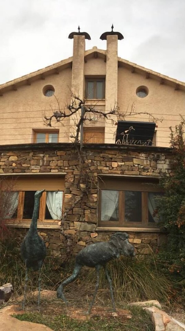 Fachada de la propiedad