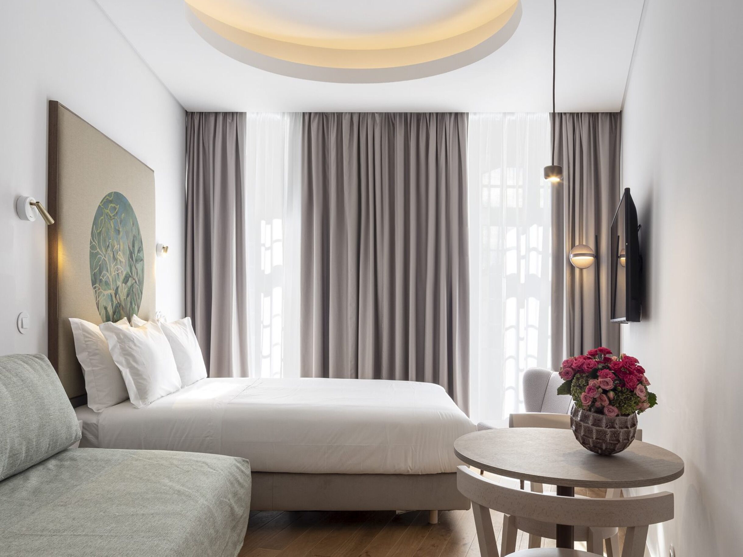 Superior Studio | In-room safe, iron/ironing board, cots/infant beds, free WiFi