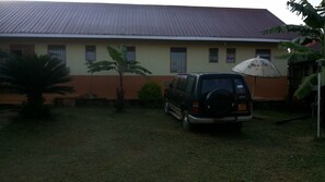 Standard-Zweibettzimmer | Aussenbereich