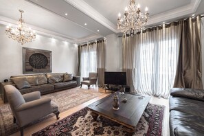 公寓, 2 間臥室 | 客廳 | 平面電視