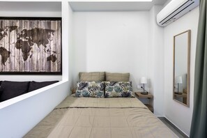 Apartment | 1 bedroom, premium bedding, desk, iron/ironing board - Cozy Living Thessaloniki (Thessaloniki)