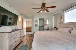 3 bedrooms, iron/ironing board, WiFi, bed sheets