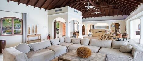 TV, DVD 플레이어