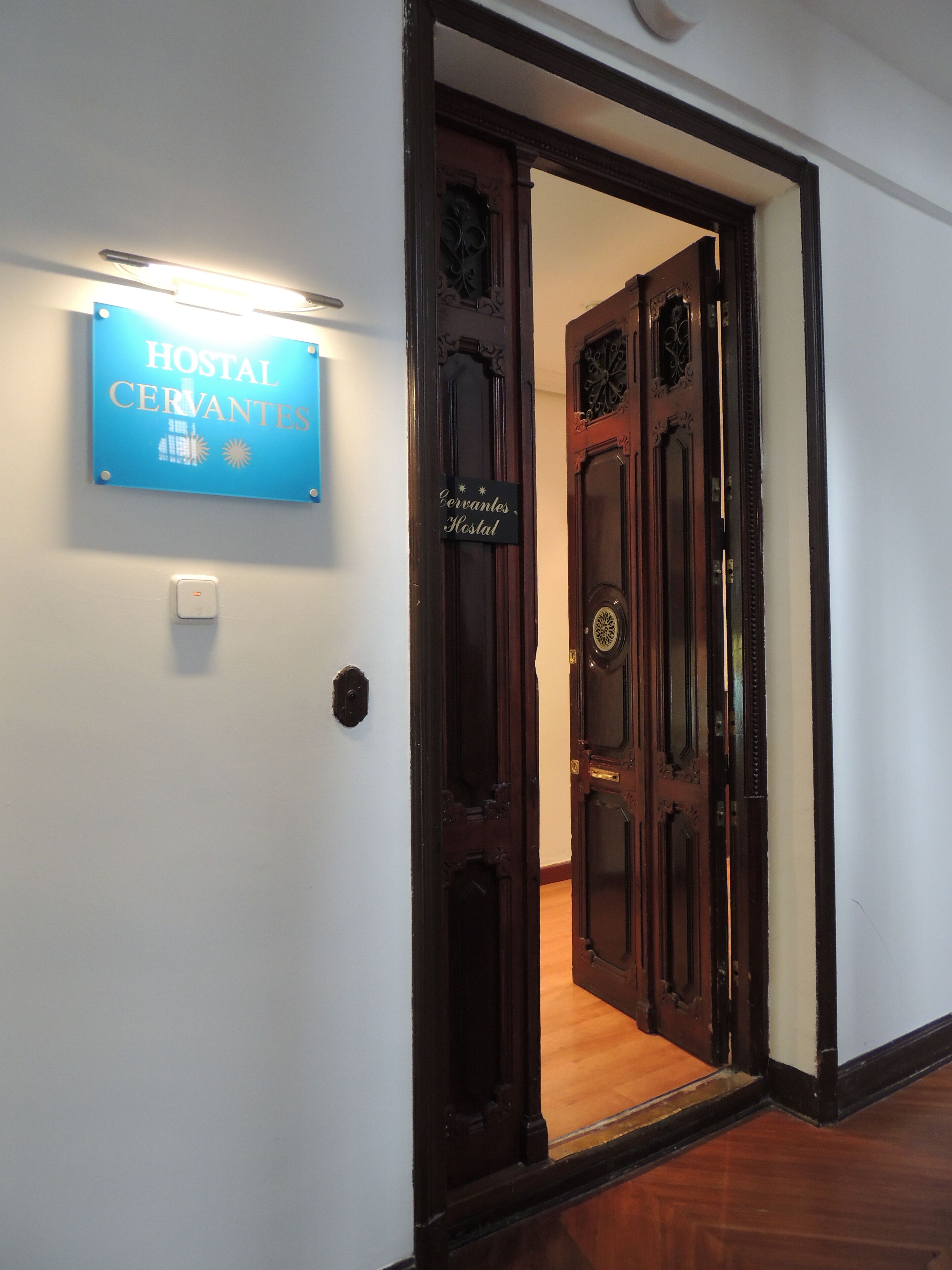 Foto - Hostal Cervantes