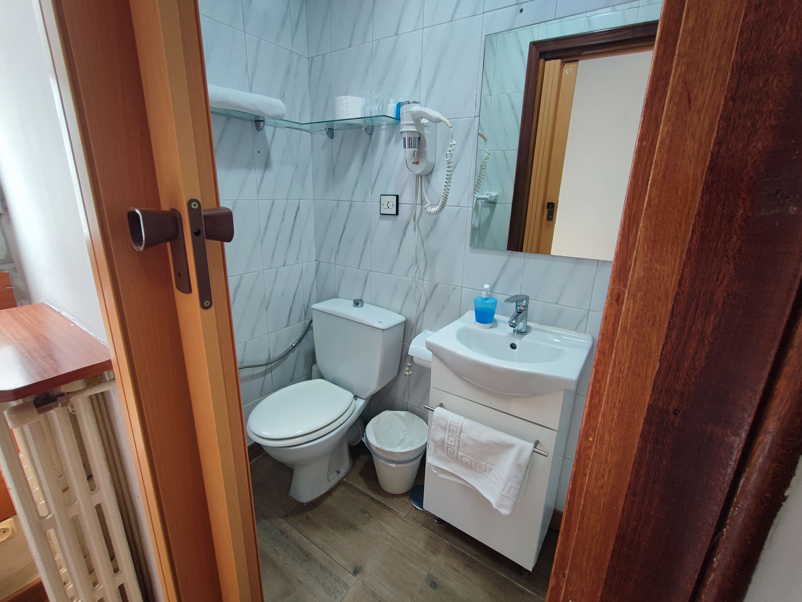 Foto - Hostal Cervantes