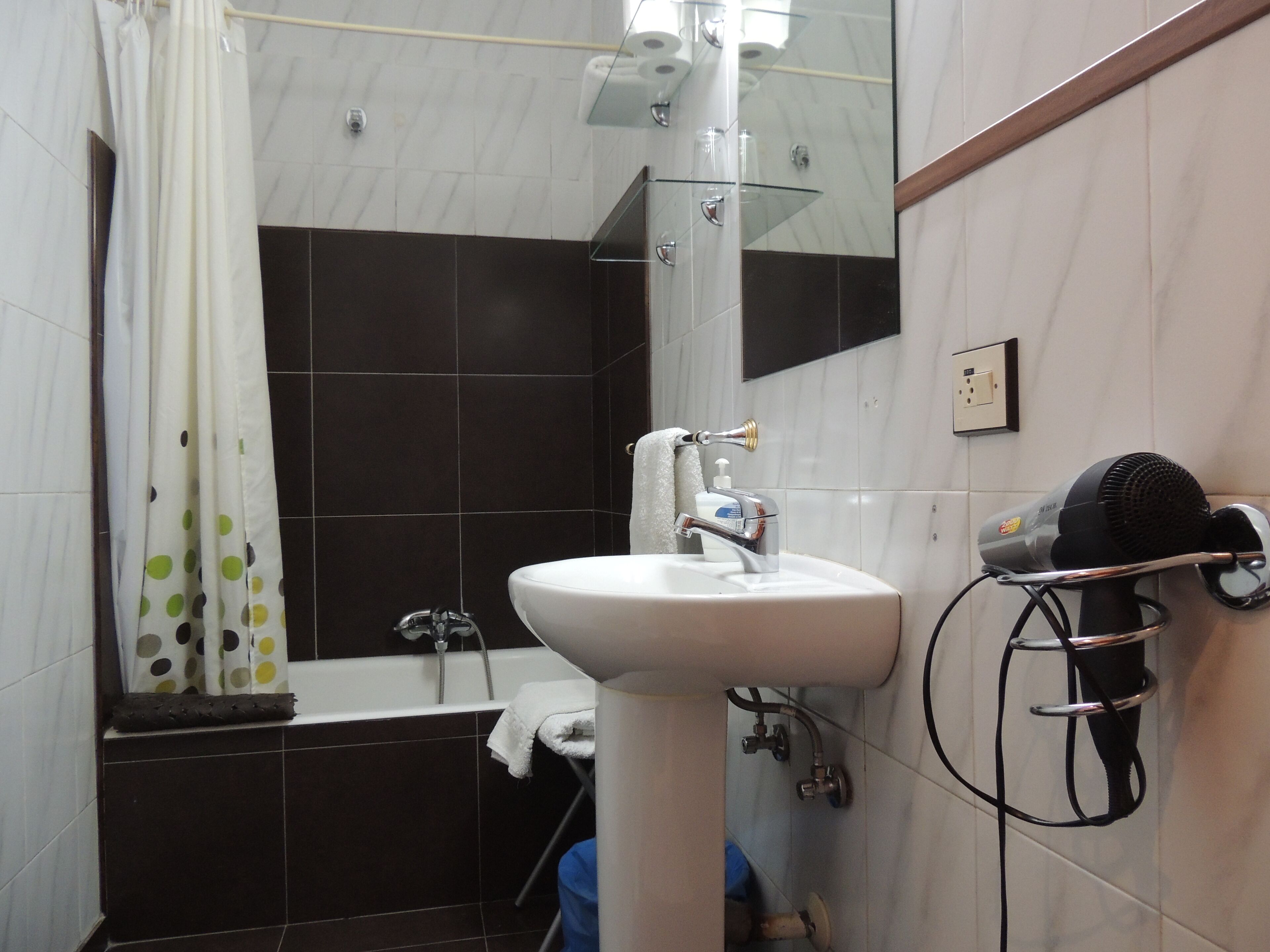 Foto - Hostal Cervantes