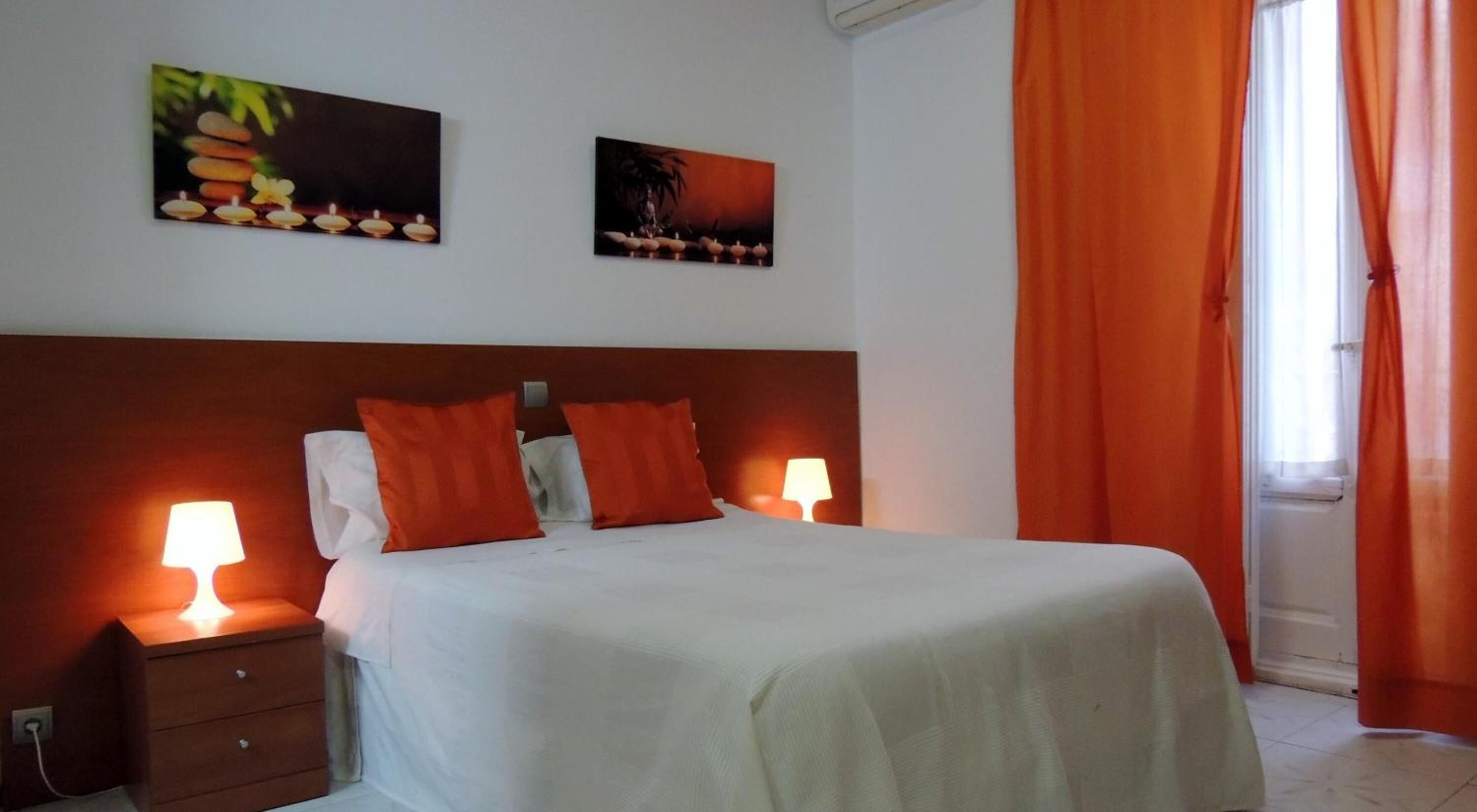 Foto - Hostal Cervantes