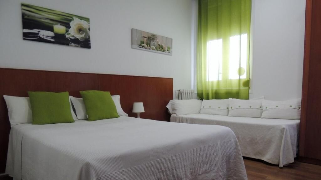 Foto - Hostal Cervantes