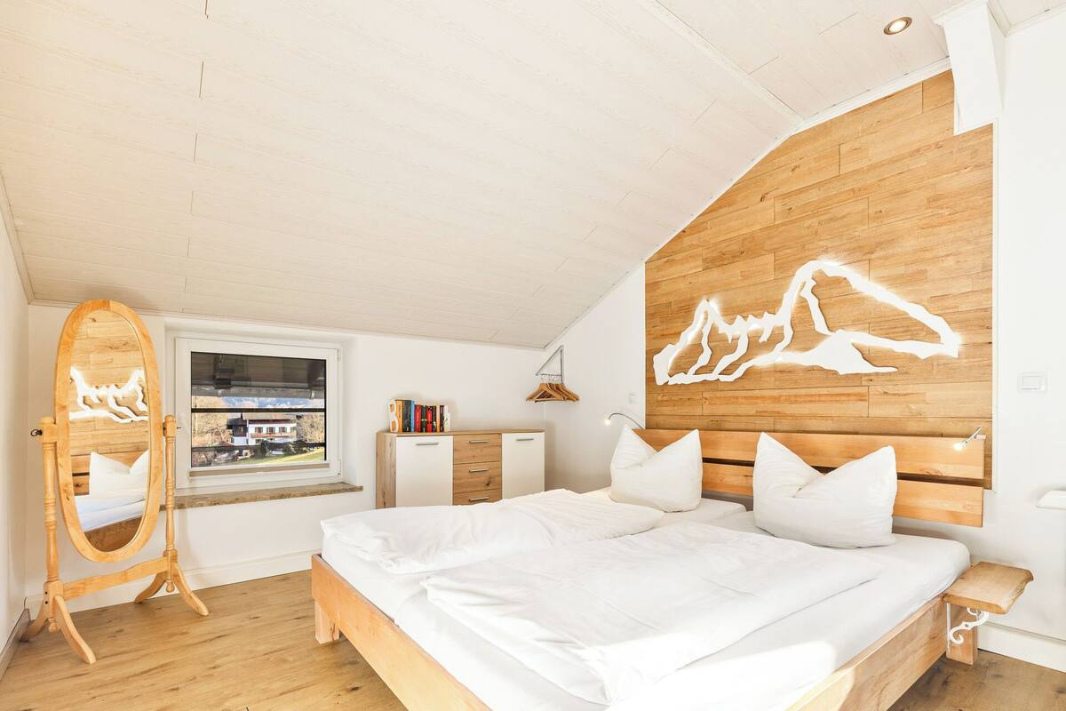 Studiolejlighed | Individuel indretning, mørklægningsgardiner, gratis baby-/barnesenge