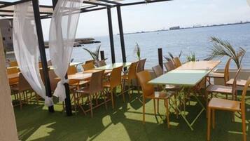 Lunch and dinner served, local cuisine