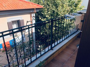 Appartement, 1 chambre | Balcon