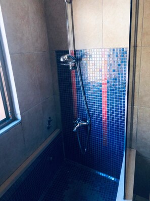 Apartment, 1 Bedroom | Bathroom shower - La Locanda del Borgo (Monte Porzio Catone)