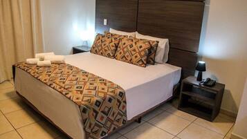 2 quartos, cofres nos quartos, Wi-Fi de cortesia, roupa de cama