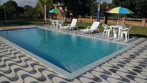Outdoor pool - Pousada dos Anões (Prado)