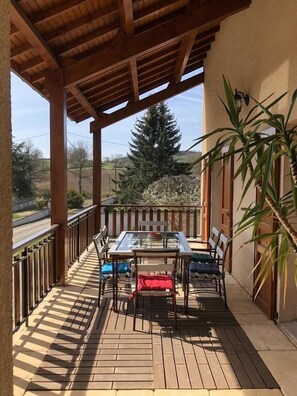 Terrace/patio - Chambres des Arrys (Bas-en-Basset)