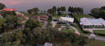  3/ 2 kid friendly home, only minutes to Legoland.