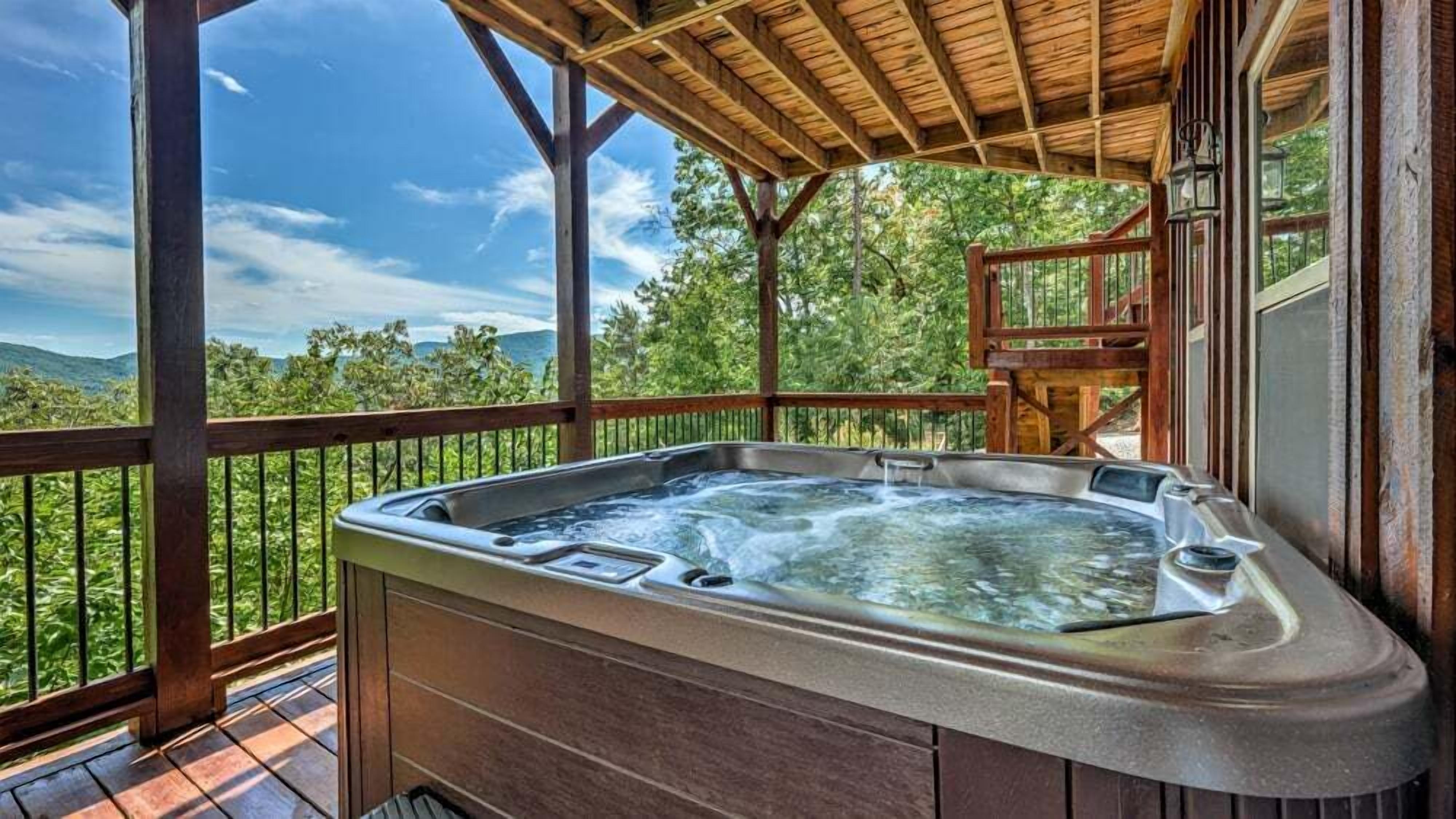 Bañera de hidromasaje al aire libre