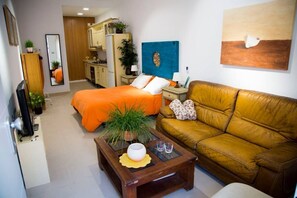 1 غرفة نوم ومكواة/لوح كي وواي فاي وملا ءات أسرّة