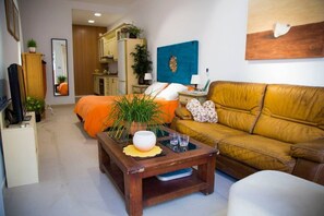 1 bedroom, iron/ironing board, WiFi, bed sheets - COZY STUDIO RISCOS "C" NEAR THE BEACH (Torremolinos)