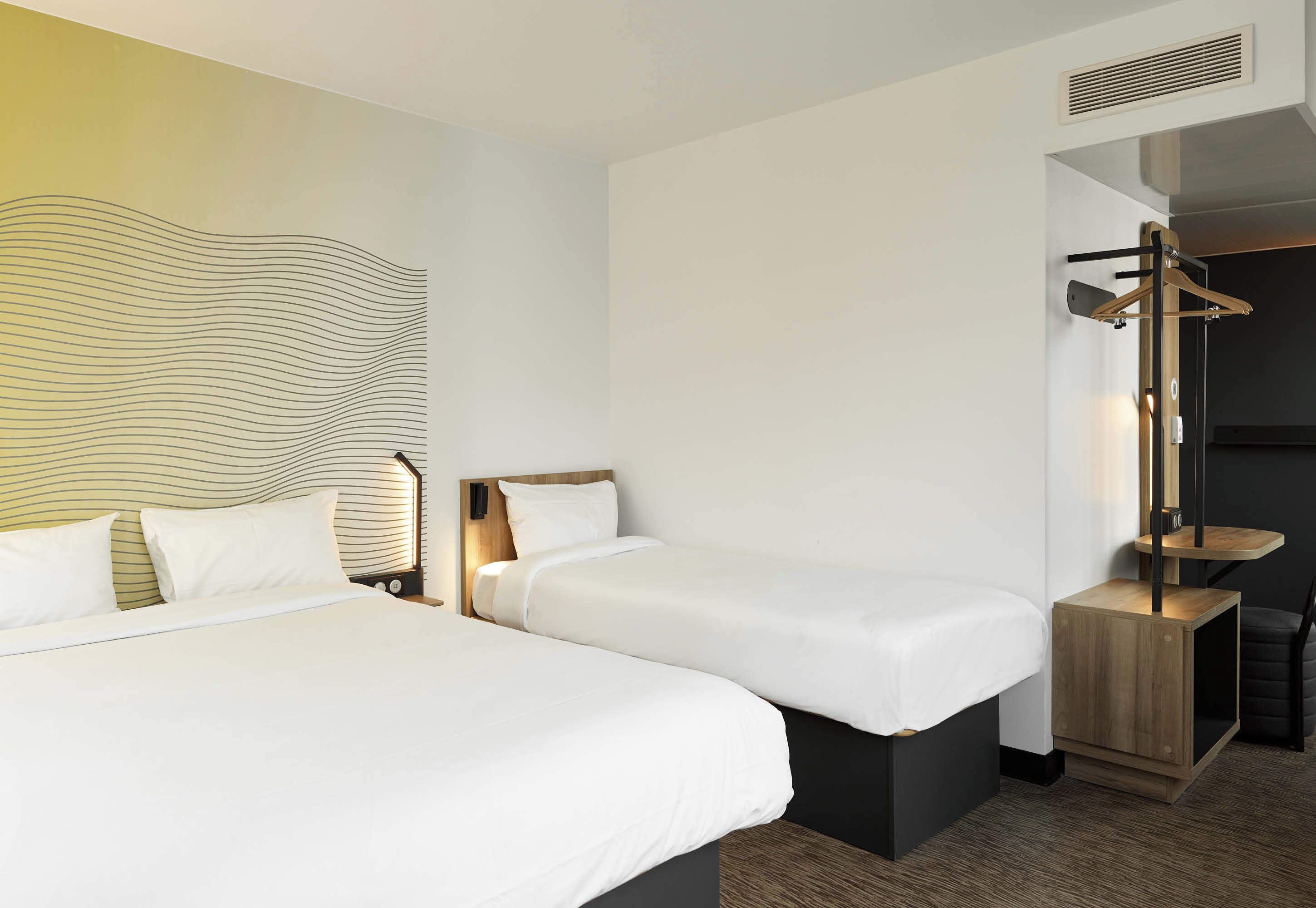 Photo - B&B HOTEL Massy Gare TGV