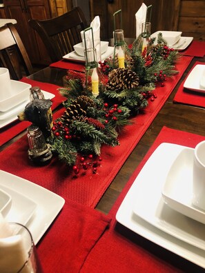 Dining - Christine's Paradise! (Sevierville)