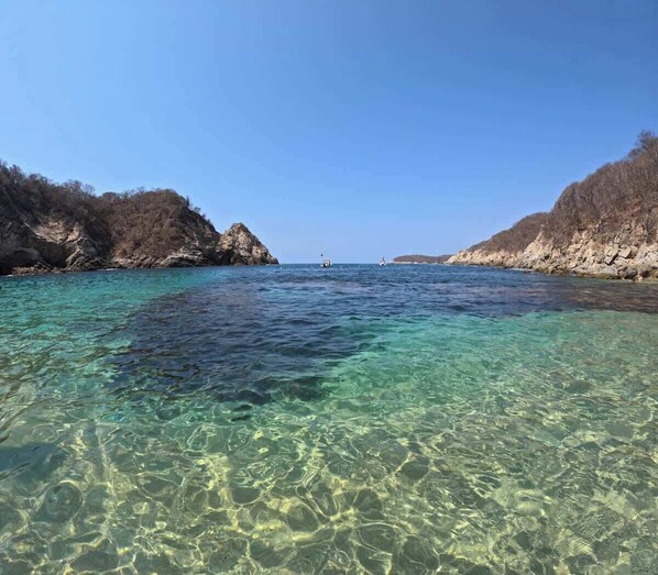 Beach nearby - 4BR Casa Santa Cruz-Private Pool & Walk to Beach! (Huatulco)