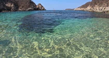 4BR Casa Santa Cruz-Private Pool & Walk to Beach!