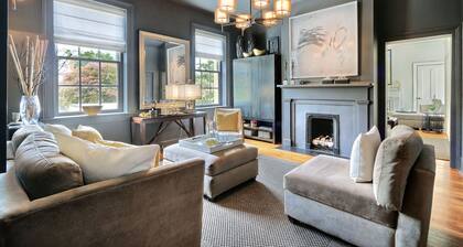 Kaunis huoneisto Jonesilla w / oma pysäköintialue! Tyylikäs, kodikas, upea sijainti!