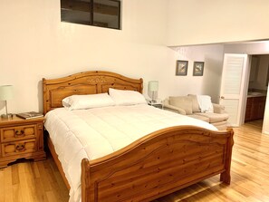 3 habitaciones, tabla de planchar con plancha y wifi gratis 