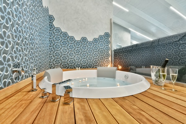 Superior Suite | Private spa tub