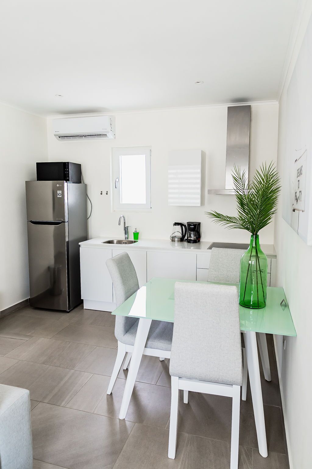 Foto - The Palm Leaf Apartments