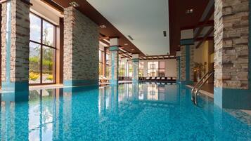 Indendørs pool, udendørs pool