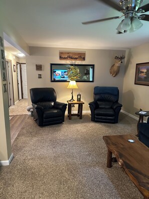 Älytelevisio, videopelejä, DVD-soitin