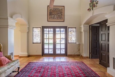 Hacienda @ Stoney Pines - Perfect For The Family 5 Min to Lake & 20 Min to River