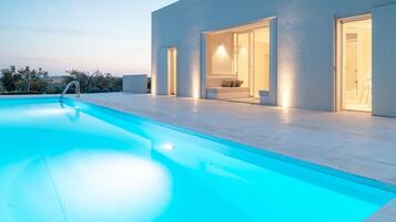 Piscine extérieure