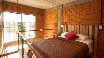 Individually furnished, free WiFi, bed sheets