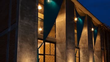 Panoramic Loft | 3 bedrooms, individually furnished, free WiFi, bed sheets