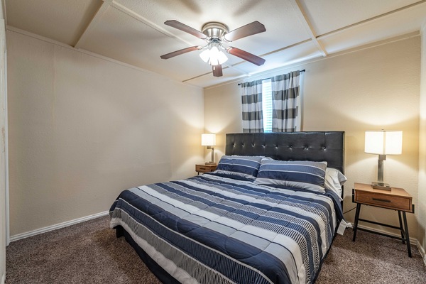 3 habitaciones, tabla de planchar con plancha, wifi y ropa de cama