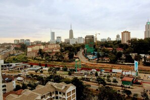 Unclassified image, 2 of 16, button