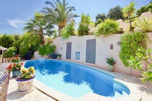 Piscine extérieure