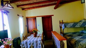 Cabin, Patio (C4) | Free WiFi, bed sheets - La Quinta de María -Tilcara (Tilcara)
