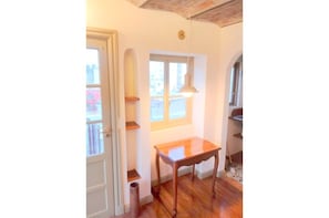 Apartment | 1 bedroom, iron/ironing board, free WiFi, bed sheets