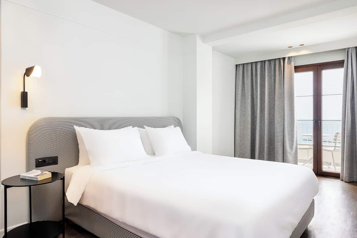 Executive Room with Sea View