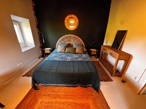 5 dormitorios, tabla de planchar con plancha, wifi gratis y ropa de cama