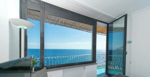 3 bedrooms, iron/ironing board, free WiFi, bed sheets - Casa Stella Marisa Positano - Unique Sea View Terrace near Beach & Center (Positano)