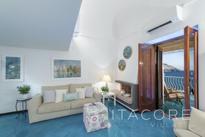 Smart TV - Casa Stella Marisa Positano - Unique Sea View Terrace near Beach & Center (Positano)