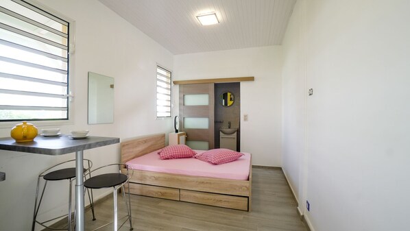 1 bedroom, iron/ironing board, WiFi, wheelchair access