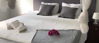 MARIA VILLA  NEGOMBO SUITES